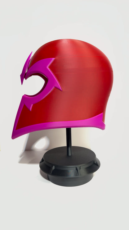 Magneto helmet