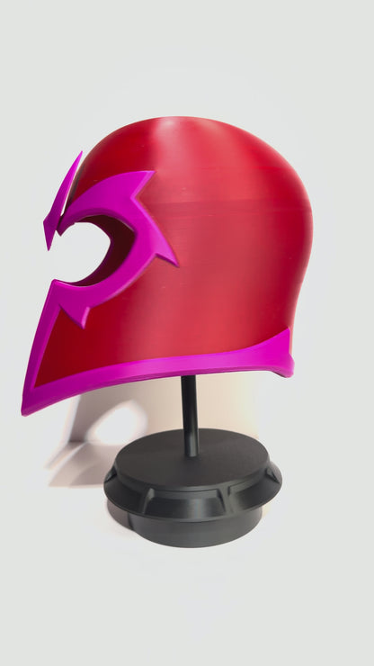 Magneto helmet